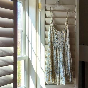 H&M Spaghetti Strap Dress Size US 2, EUR 32.  Adjustable Straps, floral, yellow.